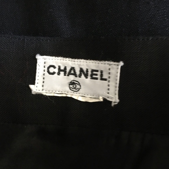 Genuine Vintage CHANEL Black Linen Gold Buttons Skirt 36 FR - Picture 5 of 5